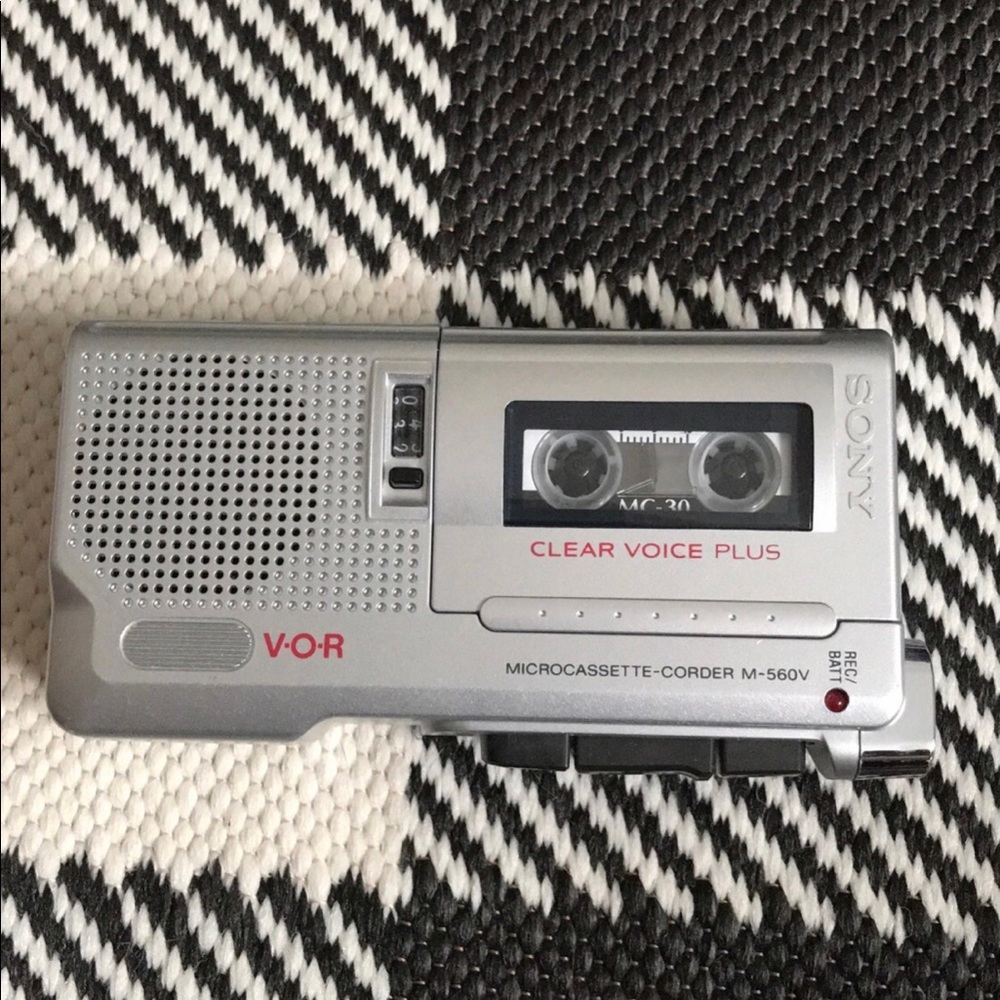Sony Clear Voice Plus Micro-cassette  Recorder